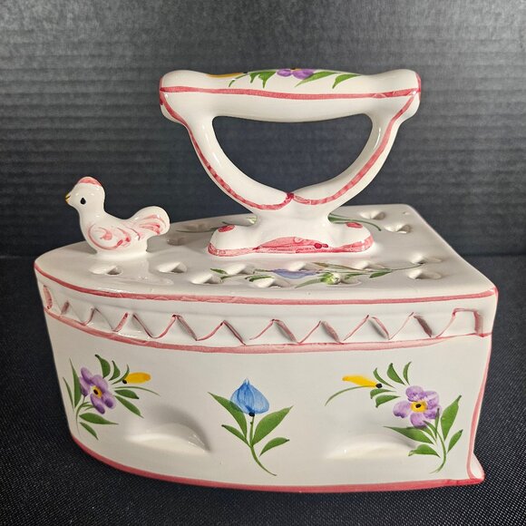 Vintage R.C.&CAL Juncal Porto de Mos, Portugal Iron Potpourri Sachet Holder #836 - Picture 2 of 9